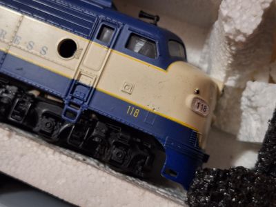 HO_Rivarossi_Limited-Edition_American_Orient_Express_Train_Set_0824_Walthers_DCCs_8xLighted_BROKEN_12