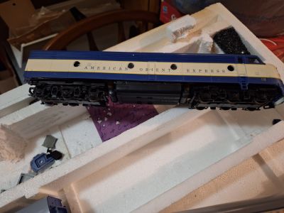 HO_Rivarossi_Limited-Edition_American_Orient_Express_Train_Set_0824_Walthers_DCCs_8xLighted_BROKEN_18